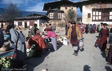 1054_Bhutan_1994_Markt in Paro.jpg